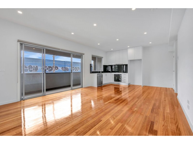 1/196 Moreland Road, Brunswick VIC 3056