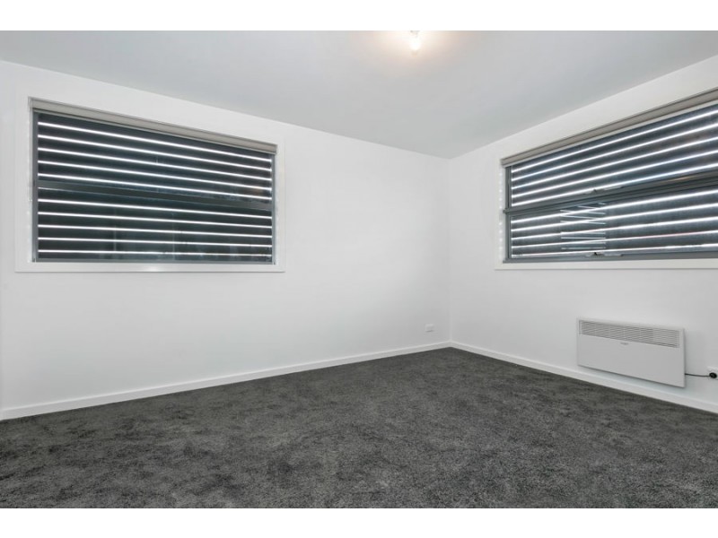 1/196 Moreland Road, Brunswick VIC 3056