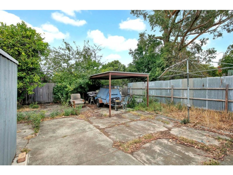 8 Orient Grove, Brunswick VIC 3056