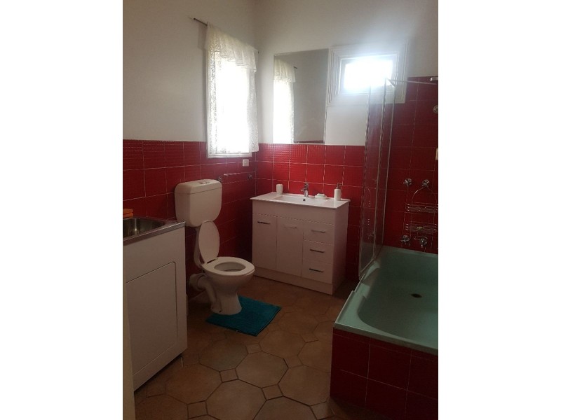 668A Sydney Road, Brunswick VIC 3056