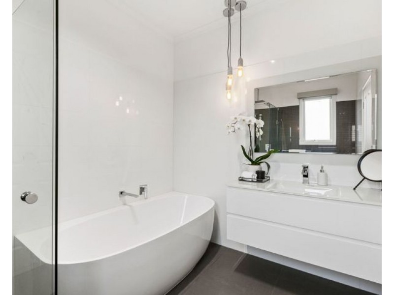56 Andrew Street, Windsor VIC 3181