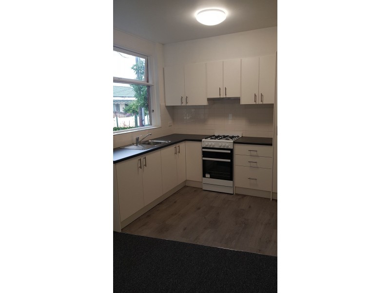 1/305 Albion Street, Brunswick VIC 3056