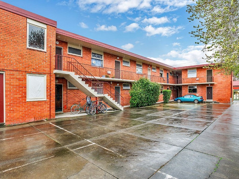 1/305 Albion Street, Brunswick VIC 3056