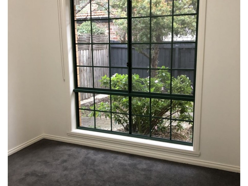 2/50 Murdock Street, Brunswick VIC 3056