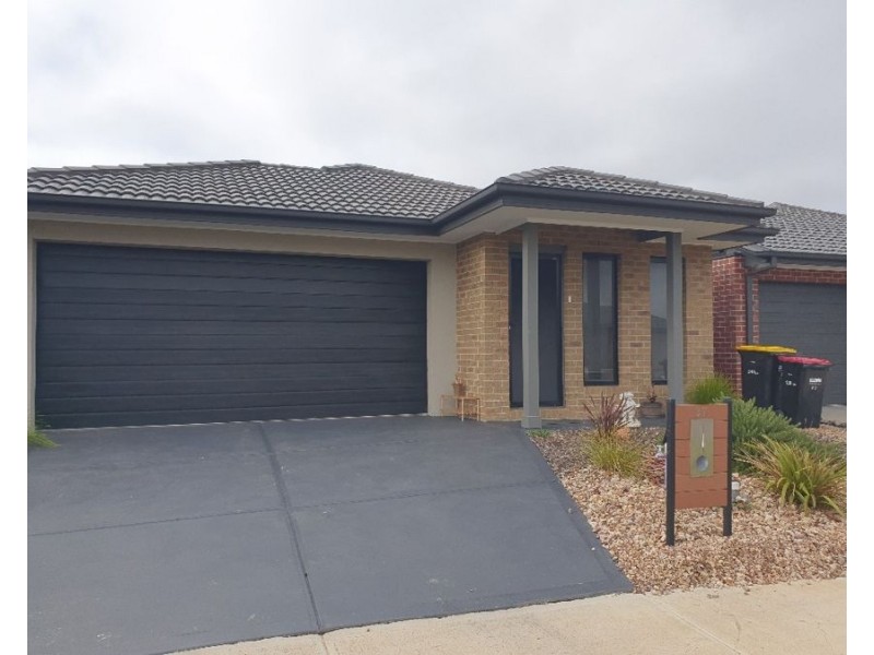 37 Rockfern Crescent, Diggers Rest VIC 3427