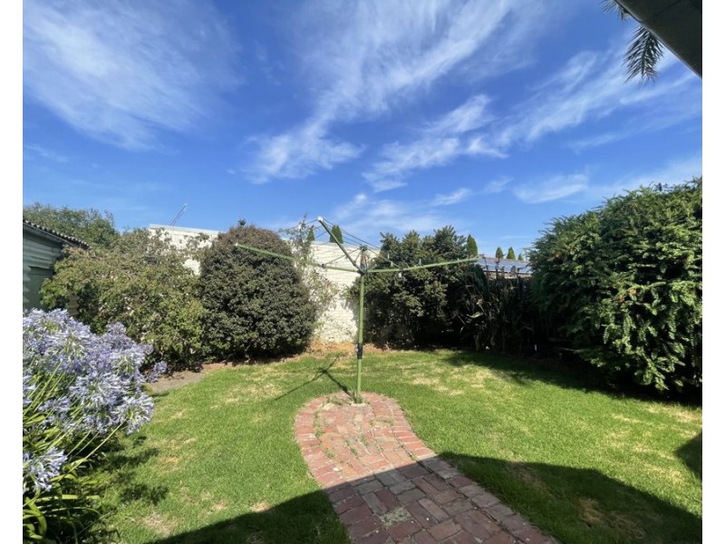 39 Gladstone Street, Coburg VIC 3058