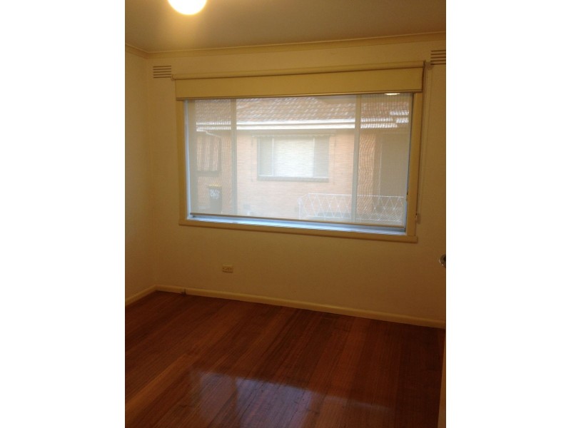 6/3 Balloan Street, Coburg VIC 3058