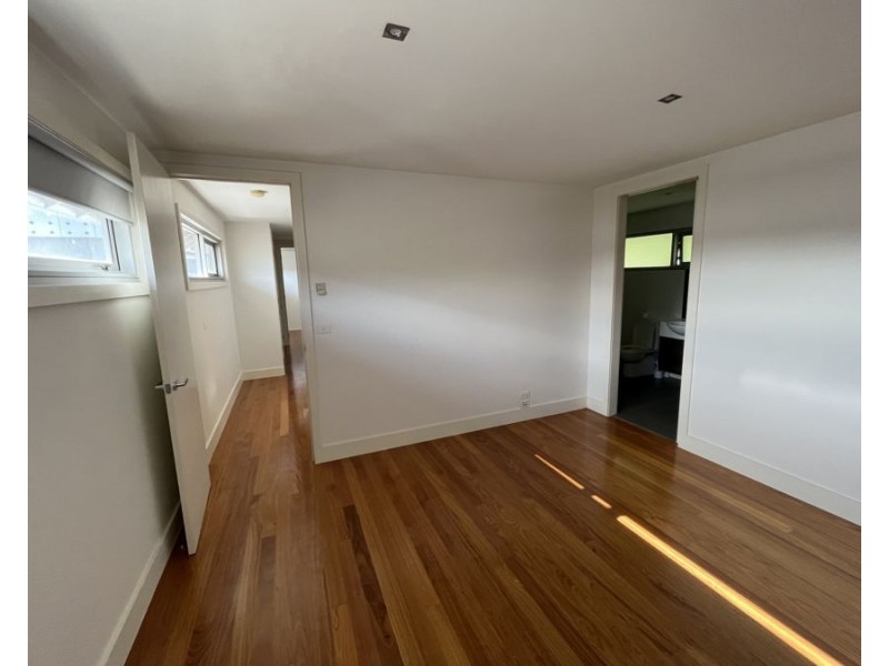3/30 Loch Street, Coburg VIC 3058