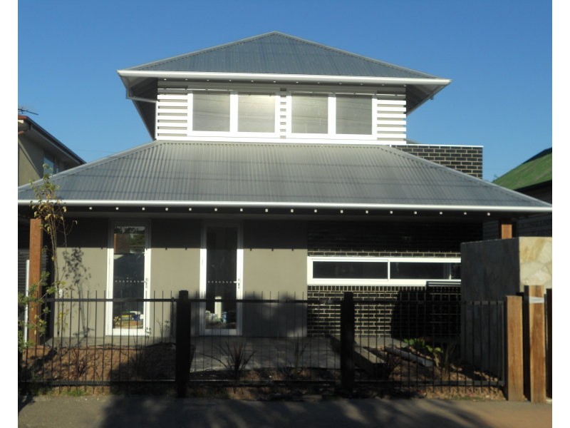 1/30 Loch Street, Coburg VIC 3058