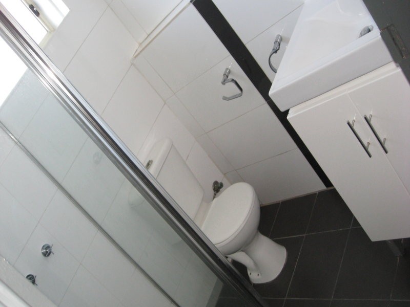 8/2 Alice Street, Coburg VIC 3058