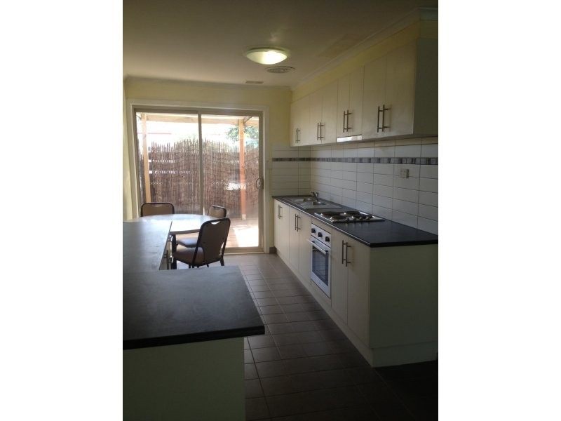 9/10 Derby Street, Fawkner VIC 3060