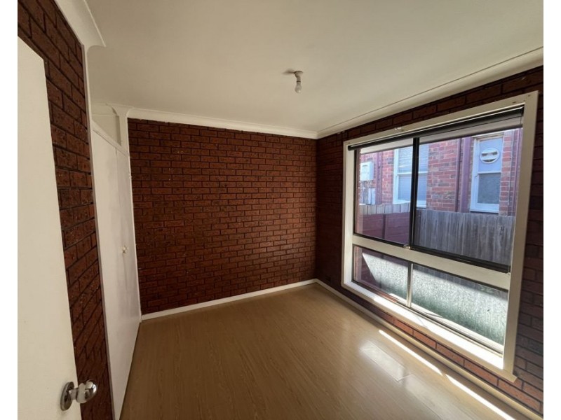 2/128 Moreland Road, Brunswick VIC 3056