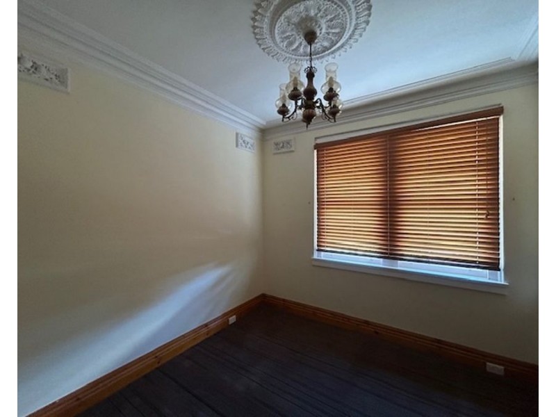1 Connolly Avenue, Coburg VIC 3058