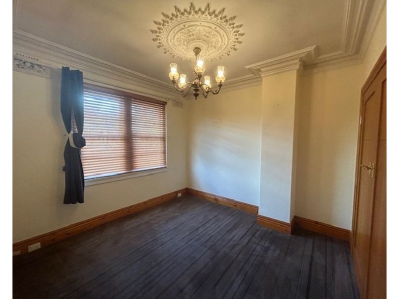 1 Connolly Avenue, Coburg VIC 3058