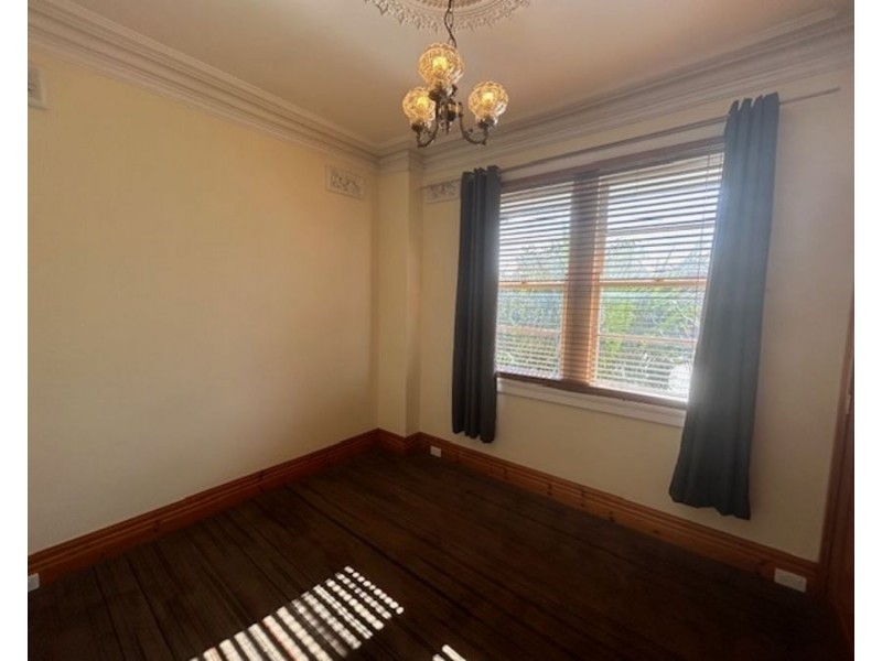 1 Connolly Avenue, Coburg VIC 3058