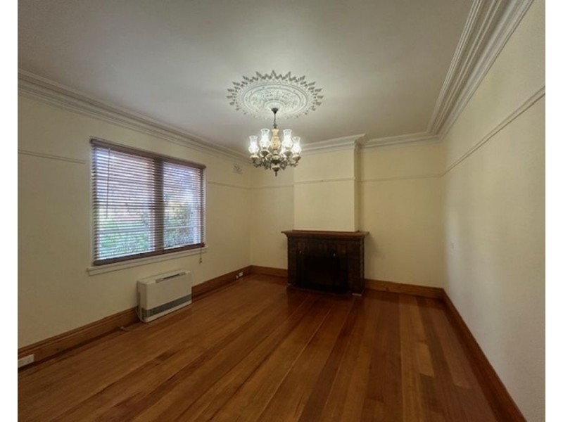 1 Connolly Avenue, Coburg VIC 3058