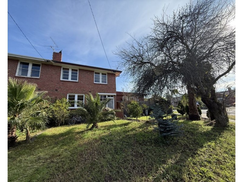 1 Connolly Avenue, Coburg VIC 3058