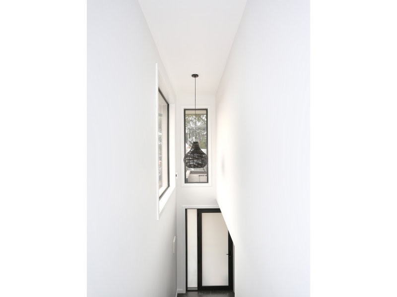 1/33 Surrey Street, Pascoe Vale VIC 3044