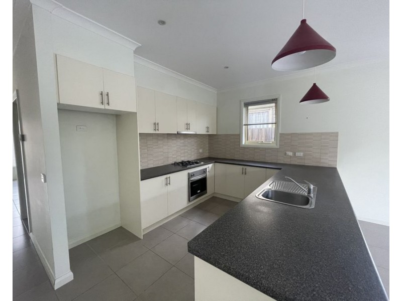 3/6 Bruce Street, Brunswick VIC 3056