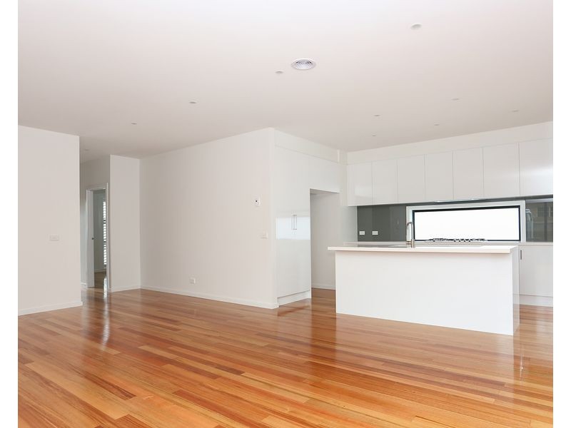 1/67 King Street, Airport West VIC 3042