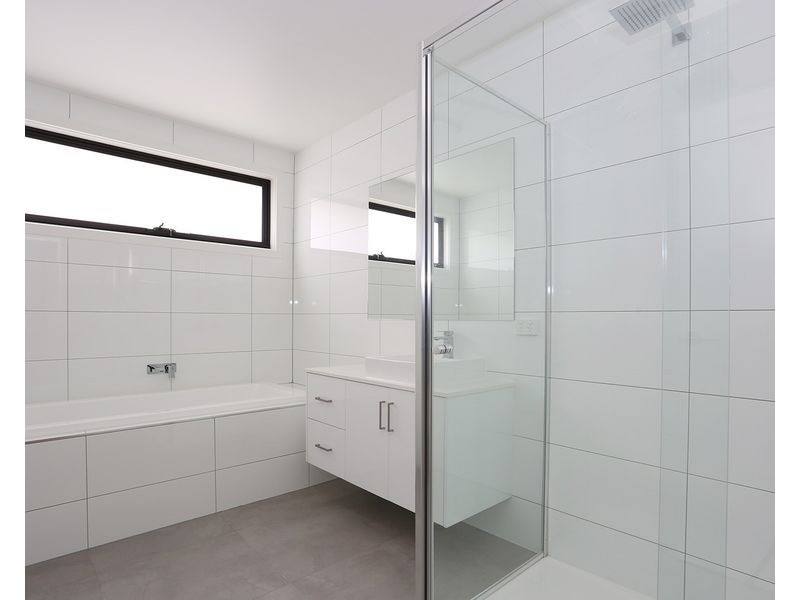 1/67 King Street, Airport West VIC 3042