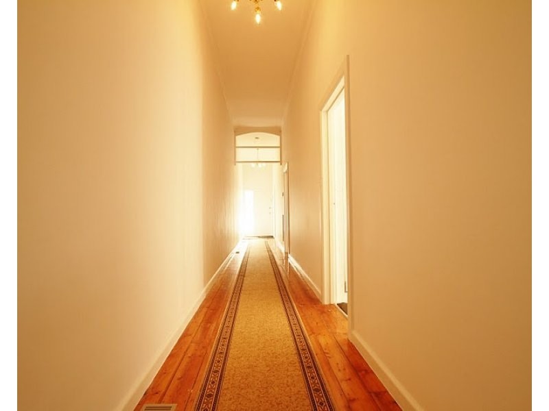 27 Athol Street, Moonee Ponds VIC 3039