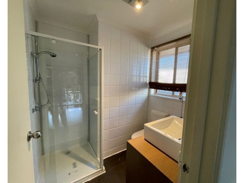 8 Healey Drive, Epping VIC 3076