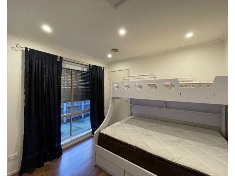 8 Healey Drive, Epping VIC 3076