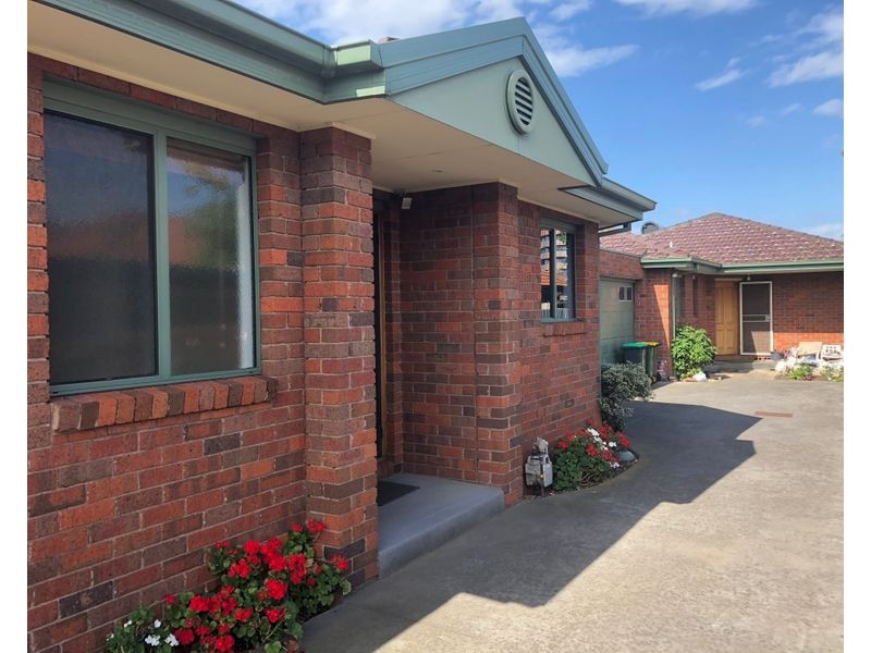 2/8 Sutherland Street, Coburg VIC 3058