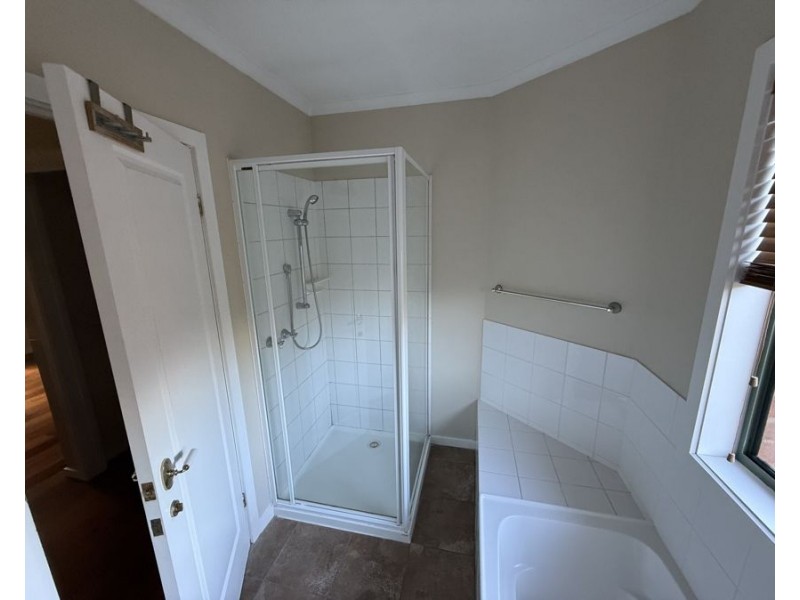 2/8 Sutherland Street, Coburg VIC 3058