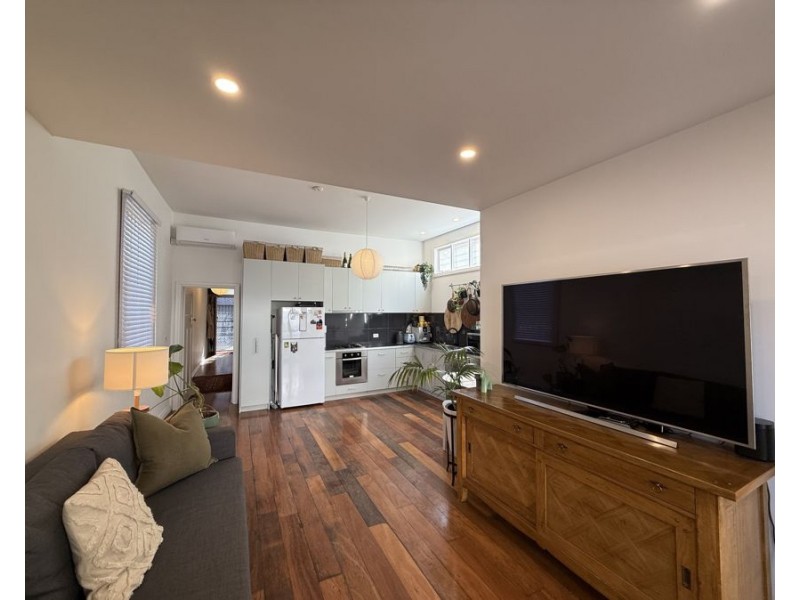 27 Little Gold Street, Brunswick VIC 3056