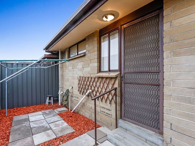 2/25 Grandview Street, Glenroy VIC 3046
