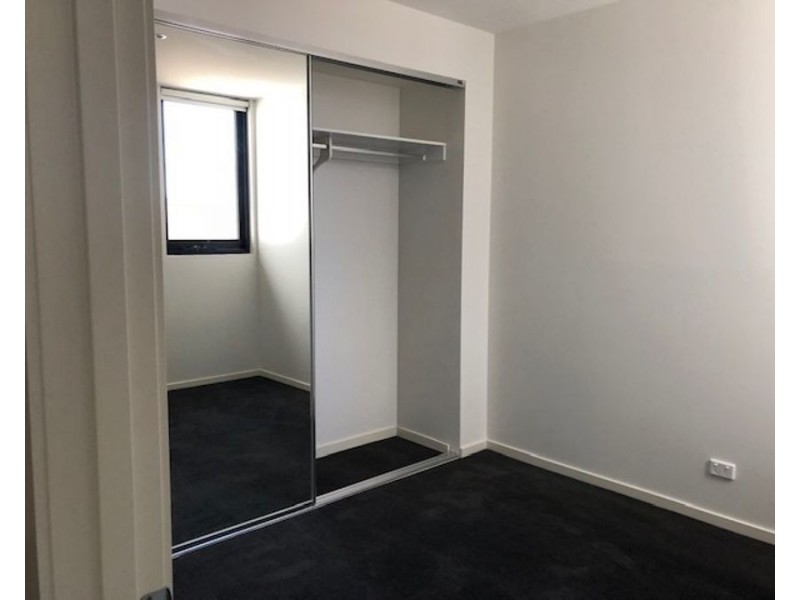 2/15 Irrelach Lane, Coburg VIC 3058