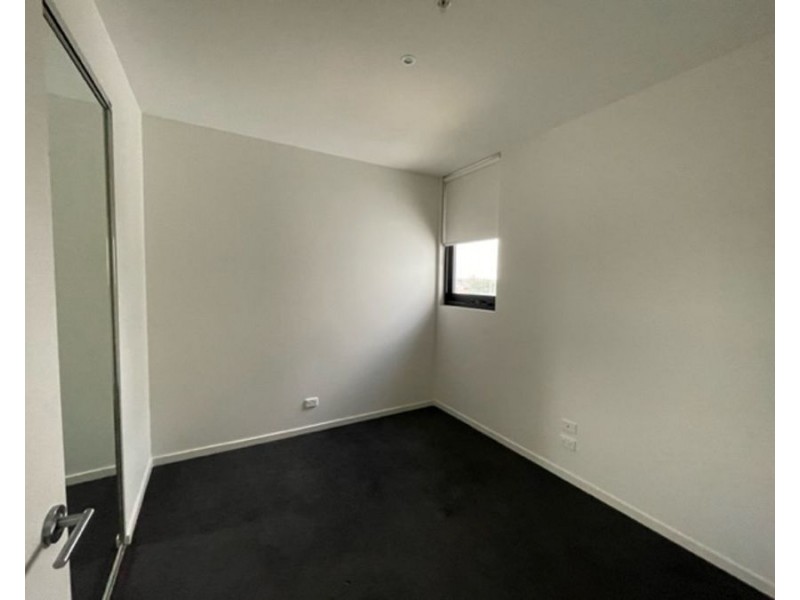 2/15 Irrelach Lane, Coburg VIC 3058