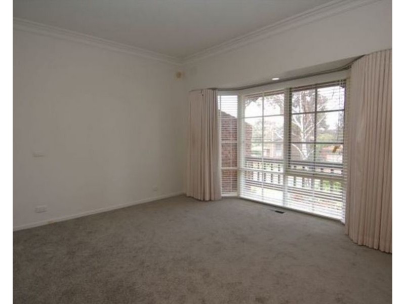 18 Eskdale Court, Eltham VIC 3095