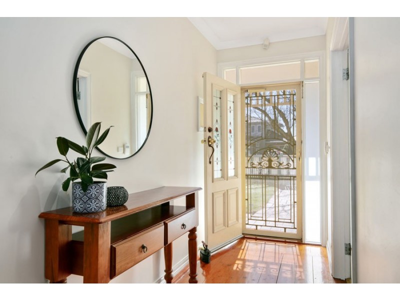 1 Devon Road, Pascoe Vale VIC 3044