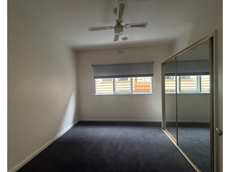 1/64 DeCarle Street, Brunswick VIC 3056