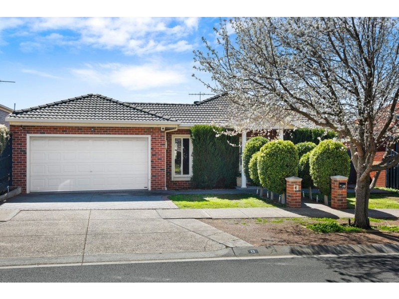 13 Colburn Court, Hillside VIC 3037