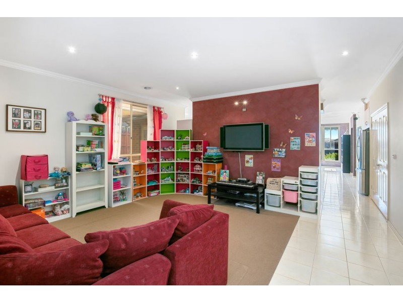 13 Colburn Court, Hillside VIC 3037