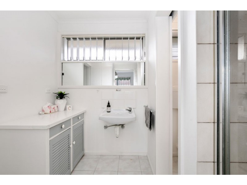 2/25 Grandview Street, Glenroy VIC 3046