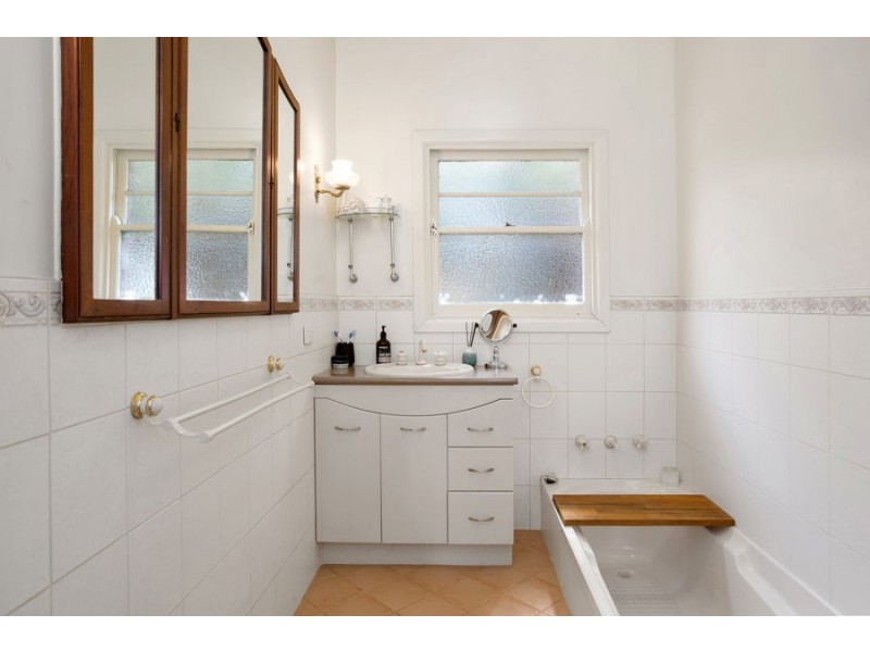 7 Cantala Avenue, Rosanna VIC 3084