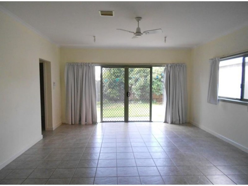 80 Westgate St, Pascoe Vale South VIC 3044