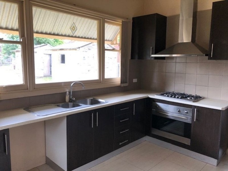 15a Darlington Grove, Coburg VIC 3058