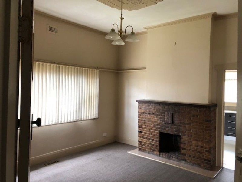 15a Darlington Grove, Coburg VIC 3058