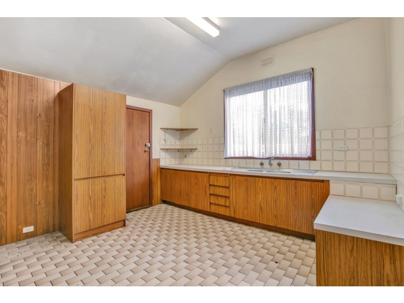 36 Hopetoun Avenue, Brunswick West VIC 3055