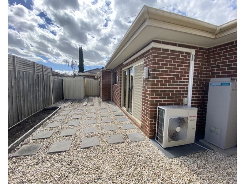 2/4 Warwick Court, Tullamarine VIC 3043