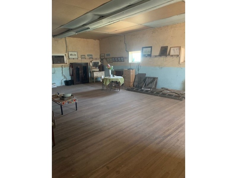 11 Carr Street, Woomelang VIC 3485