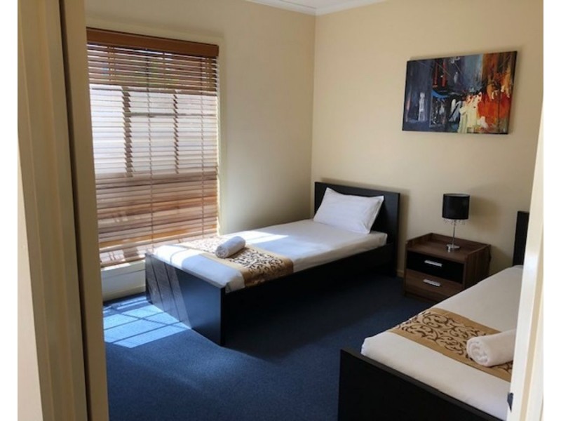 99 Marigold Crescent, Gowanbrae VIC 3043