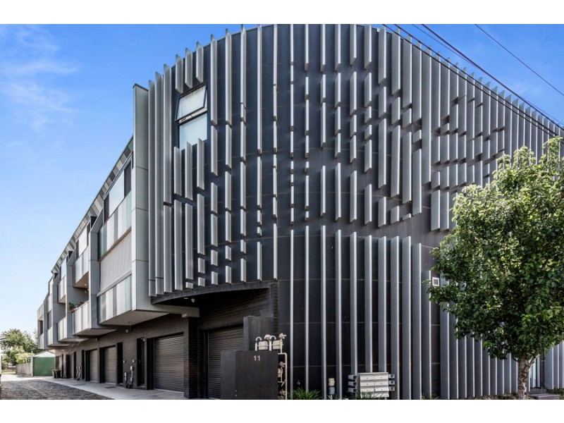 6/11 Nicholson Street, Coburg VIC 3058