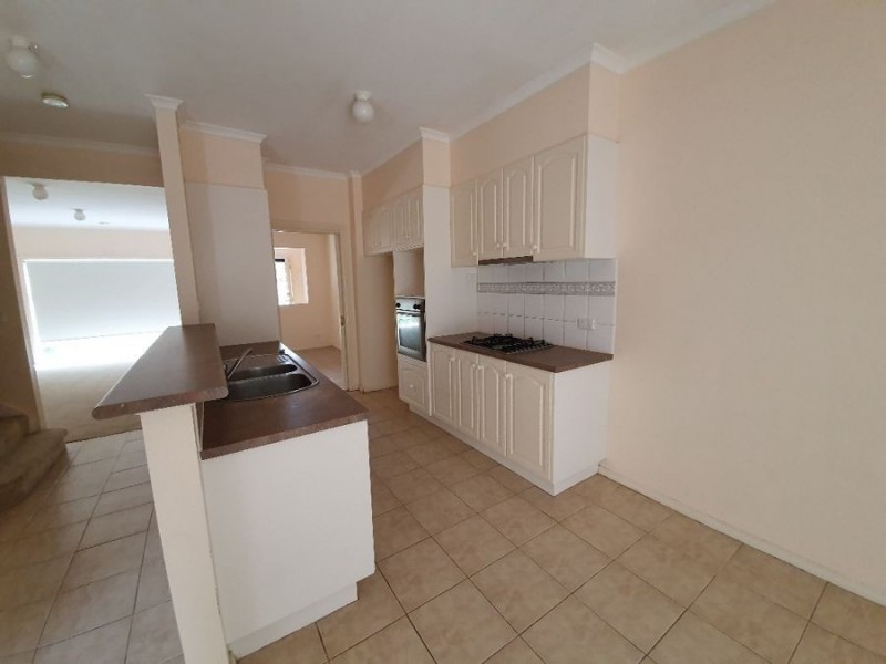 31 The Crest, Attwood VIC 3049